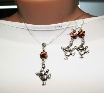 №9 Set of chain and earrings