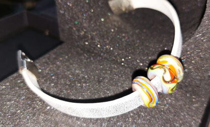 Bracelet with a magnetic clasp with a bead - Image 7